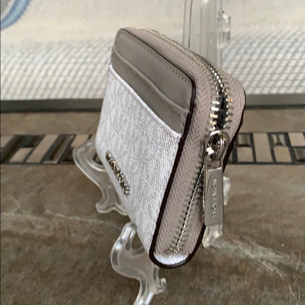 MICHAEL KORS JET SET TRAVEL MD ZA CARD CASE - Picture 5 of 16